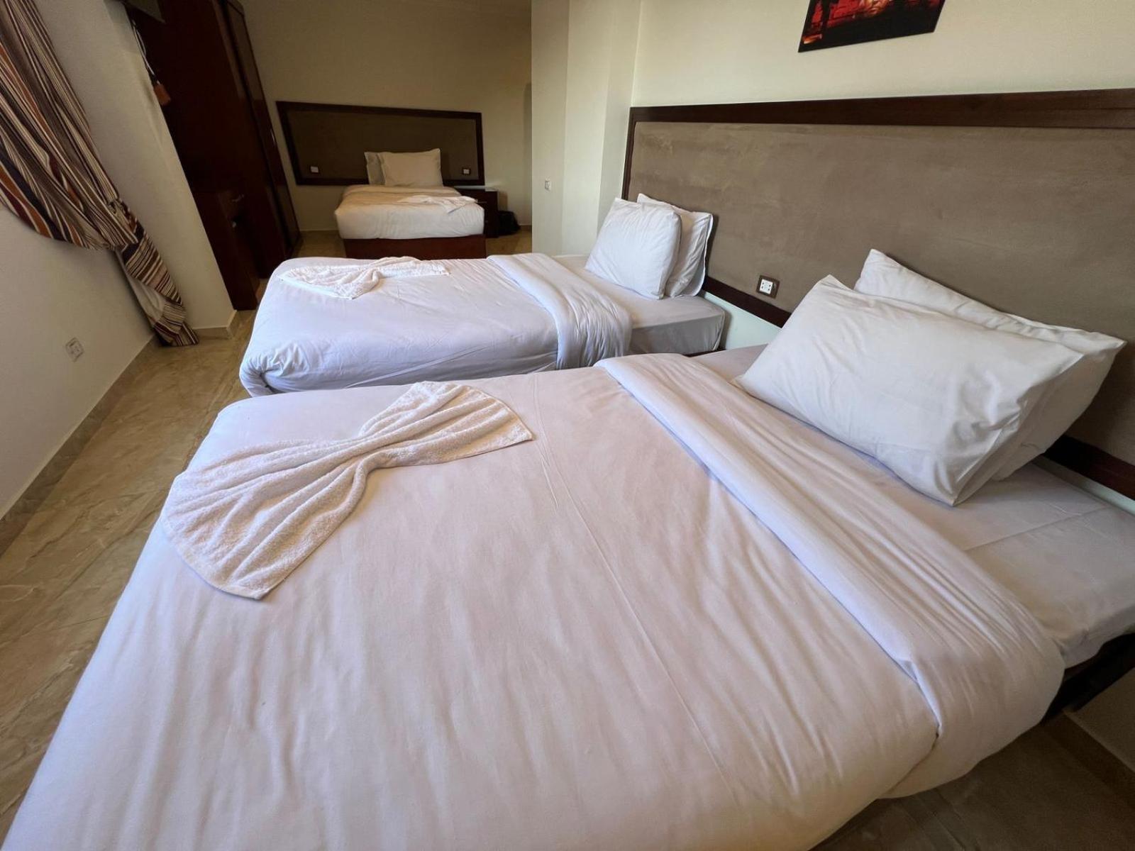 El Aida Pyramids View Hotel Kafret el-Gabal المظهر الخارجي الصورة